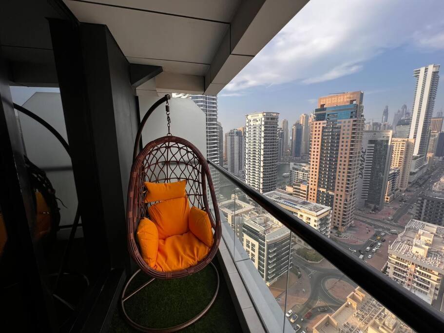 Apartment Beautiful Home, Magnificent View *