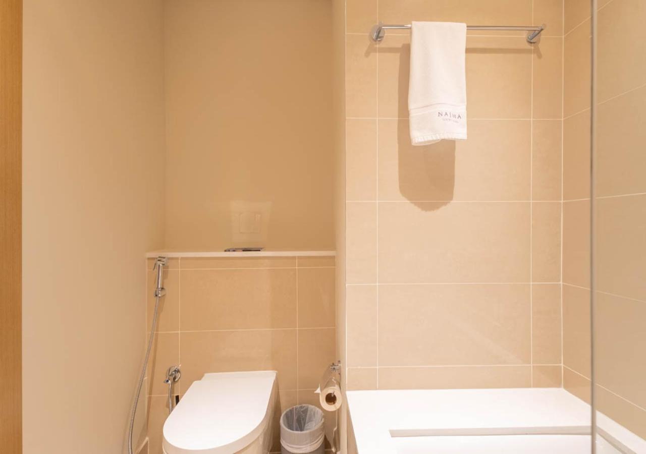 Nasma Luxury - Harbour Gate Tower 1 Daire *