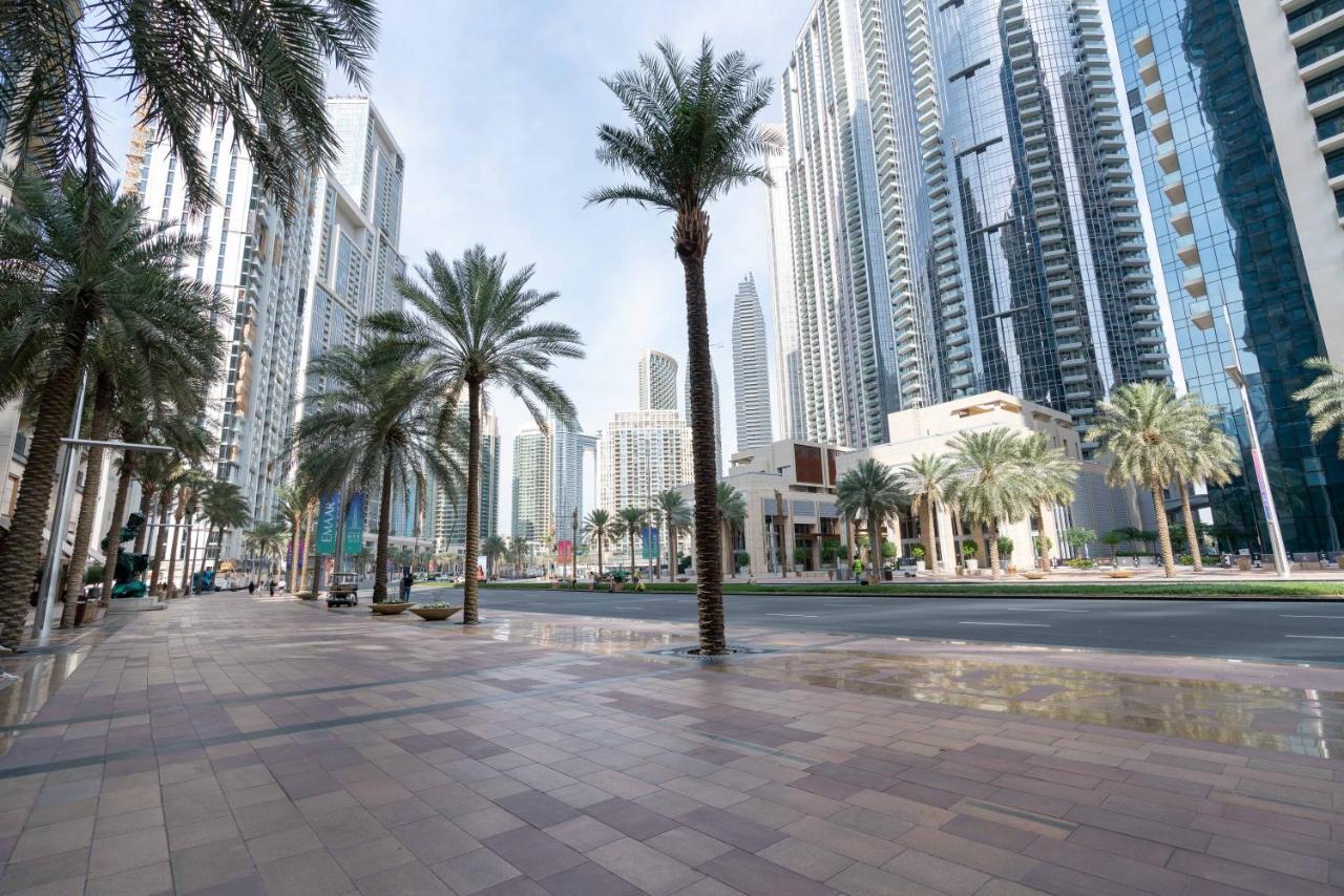 Apartment Downtown / Great Location / 2bdr / 2 Balconies / 10 Min Walk From Mall Dubai