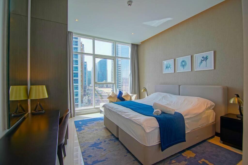 Luxury With A Canal View *