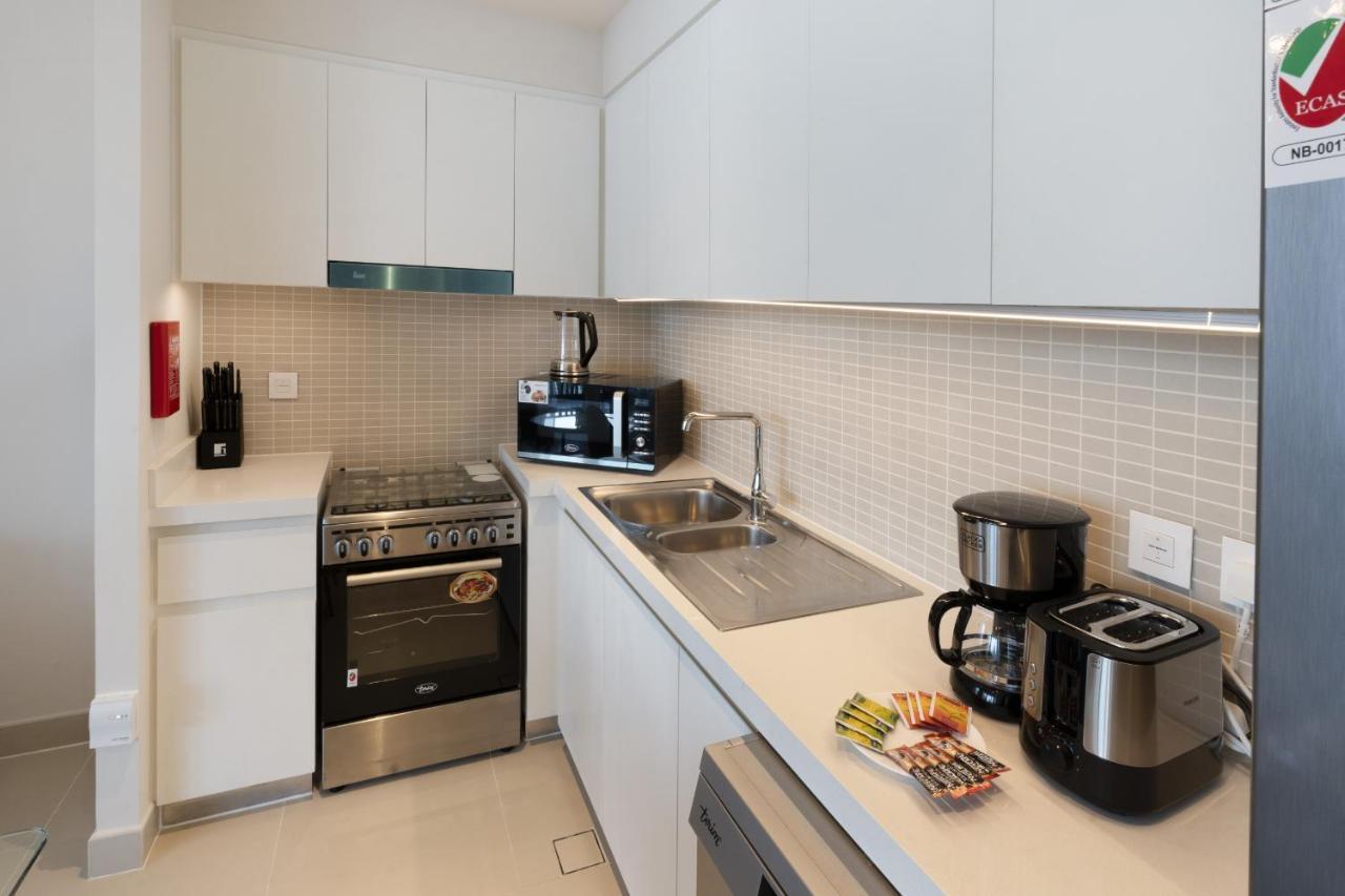 Elegant 2 Bedroom Luxury Living In Harbour Gate - Allsopp&allsopp Dubai