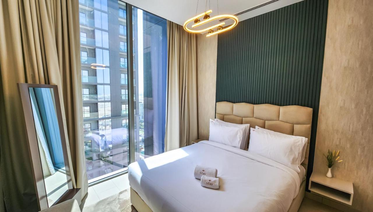 By Latinem Luxury 2br Holiday Cvr B2208 Near Burj Khalifa
