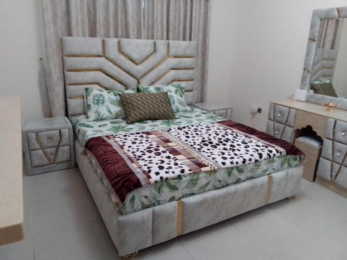 Konukevi Standard With Common Washroom Dubai
