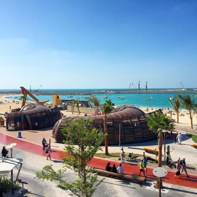 2br Jumeirah Front Apartment *