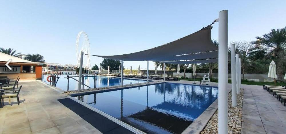 Beautifully Furnished 1br-dubai Eye View And Private Beach Access Dubai