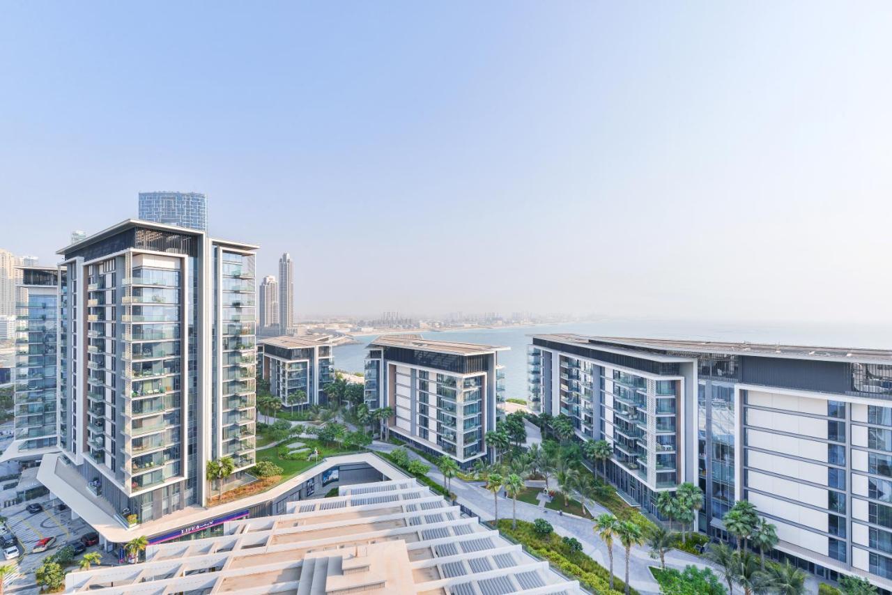 Spectacular 3 Bedroom With Maids Facing The Eye * Dubai