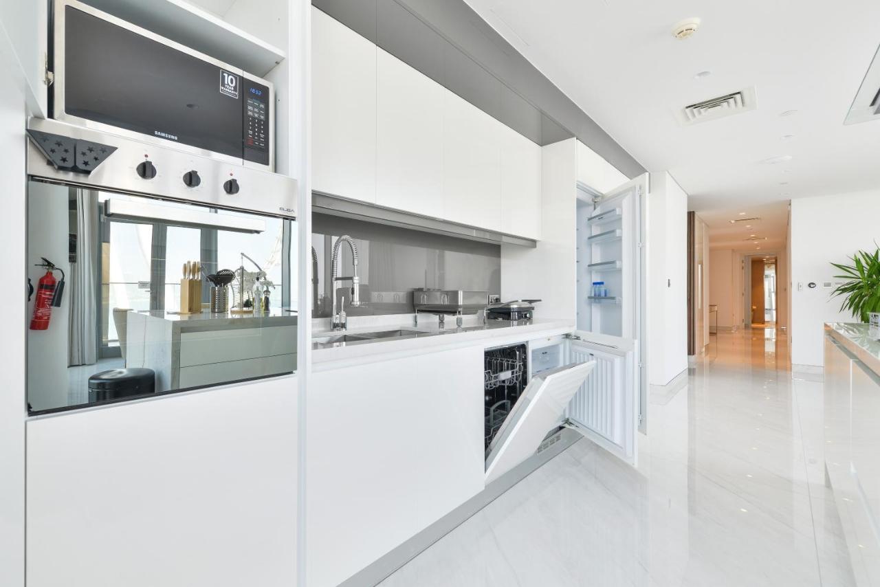 Spectacular 3 Bedroom With Maids Facing The Eye Dubai