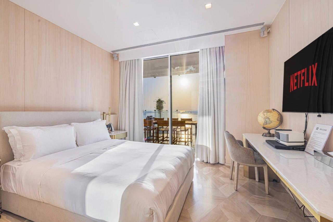 Five Palm Luxury Penthouse Full Marina View & Private Pool Resort