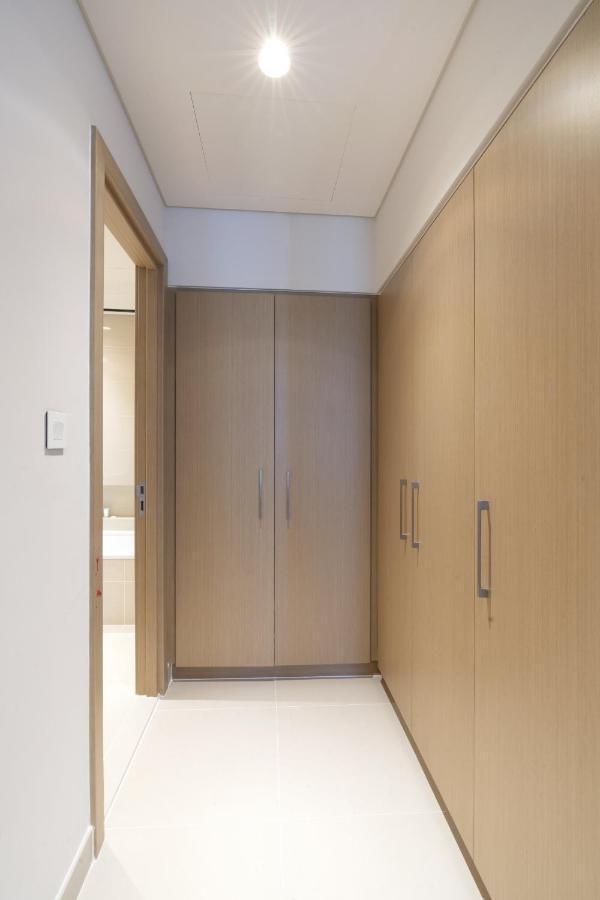 Elegant 2 Bedroom Luxury Living In Harbour Gate - Allsopp&allsopp Apartment Dubai