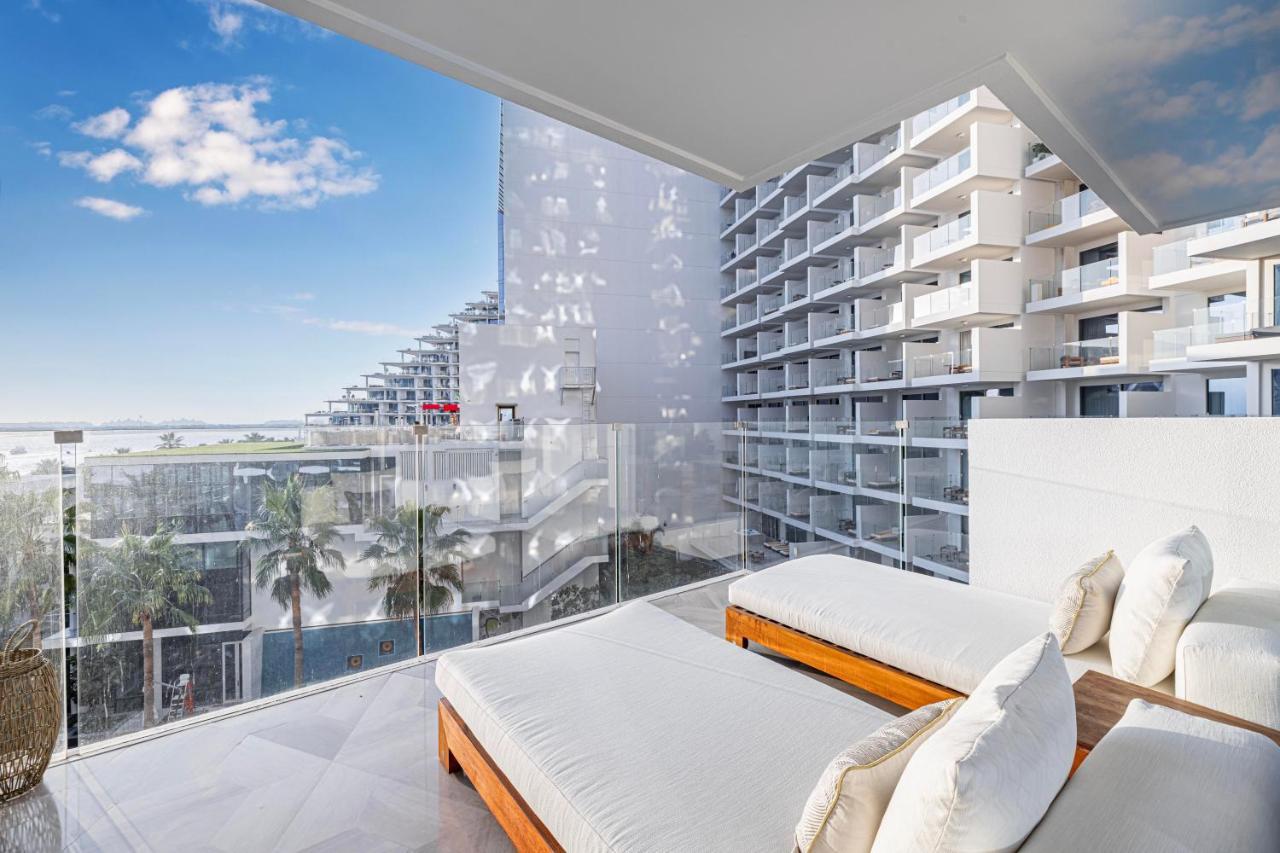 Daniels Five Palm 2br With Maid And Sea View Dubai