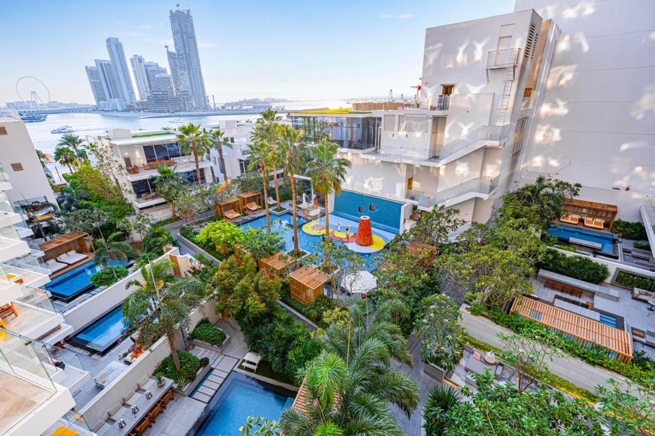 Daniels Five Palm 2br With Maid And Sea View