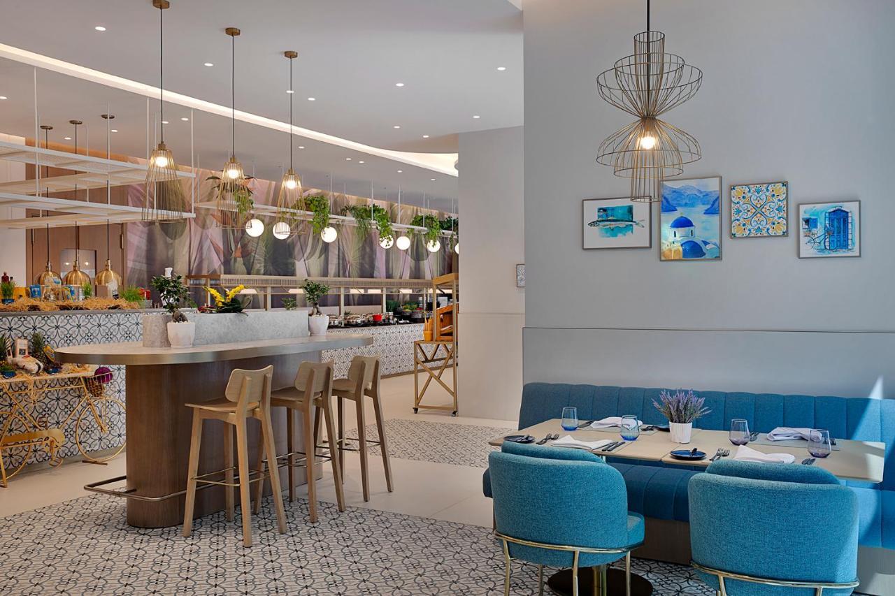 By Marriott Sheikh Zayed Road, Hotel