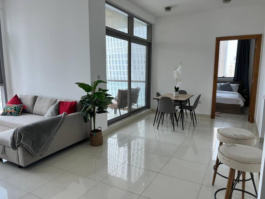 Stunning Canal And Palm View 'best Unit' *