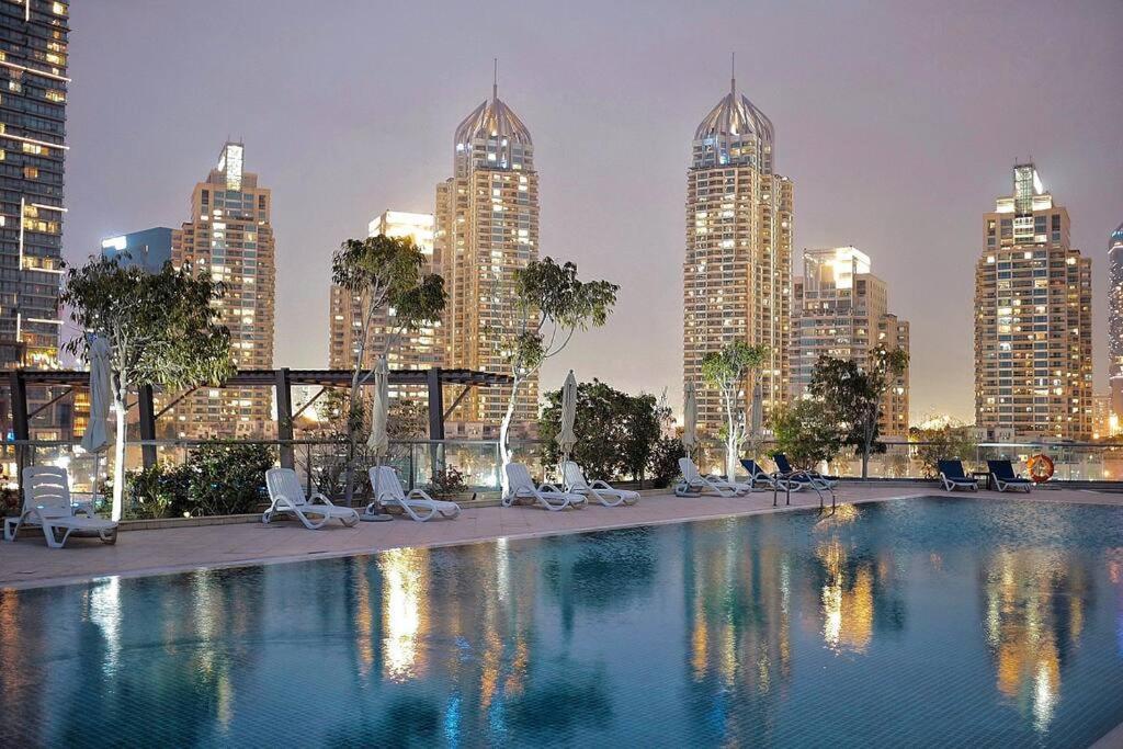 Apartment Stunning Canal And Palm View 'best Unit' *