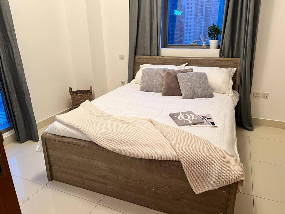 Stunning Canal And Palm View 'best Unit' *