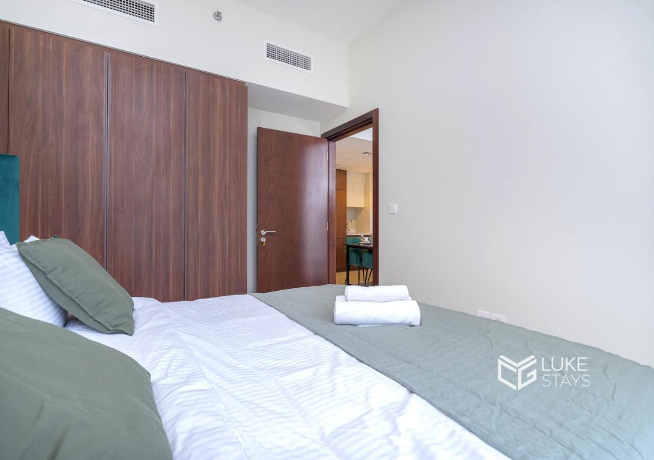 Luke Stays -damac Vera Residences Apartment Dubai
