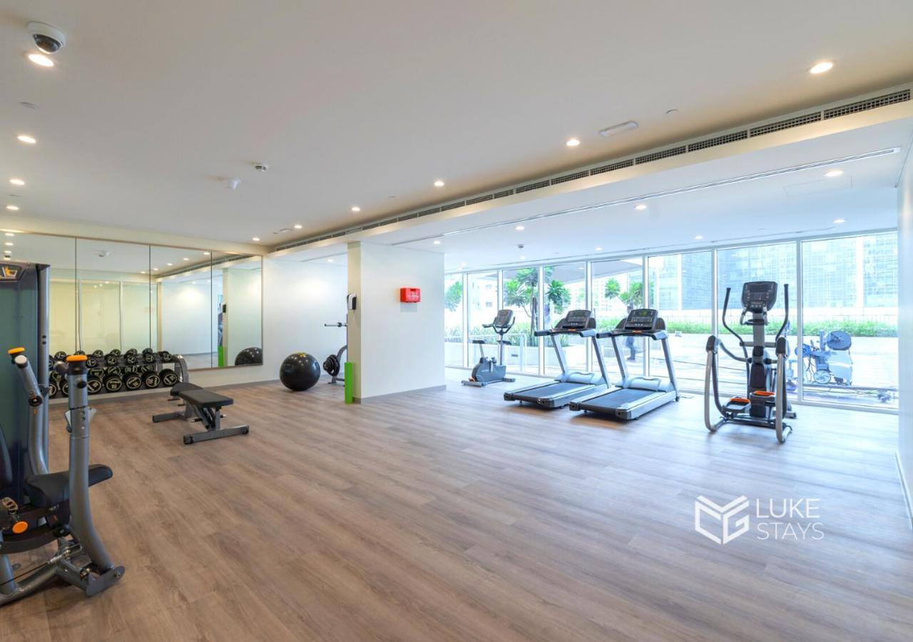 Luke Stays -damac Vera Residences Apartment