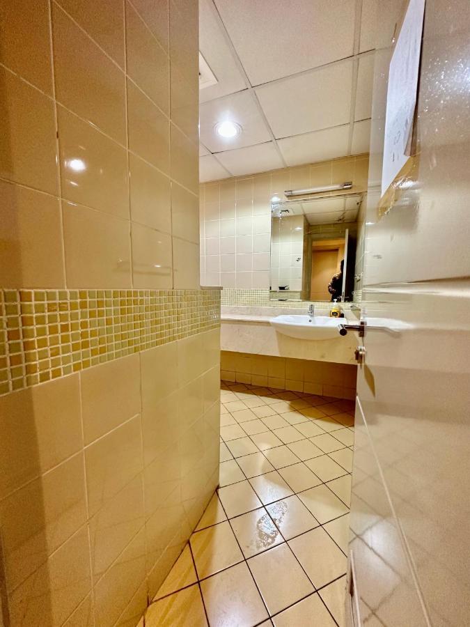M-02 Center Building Apartment