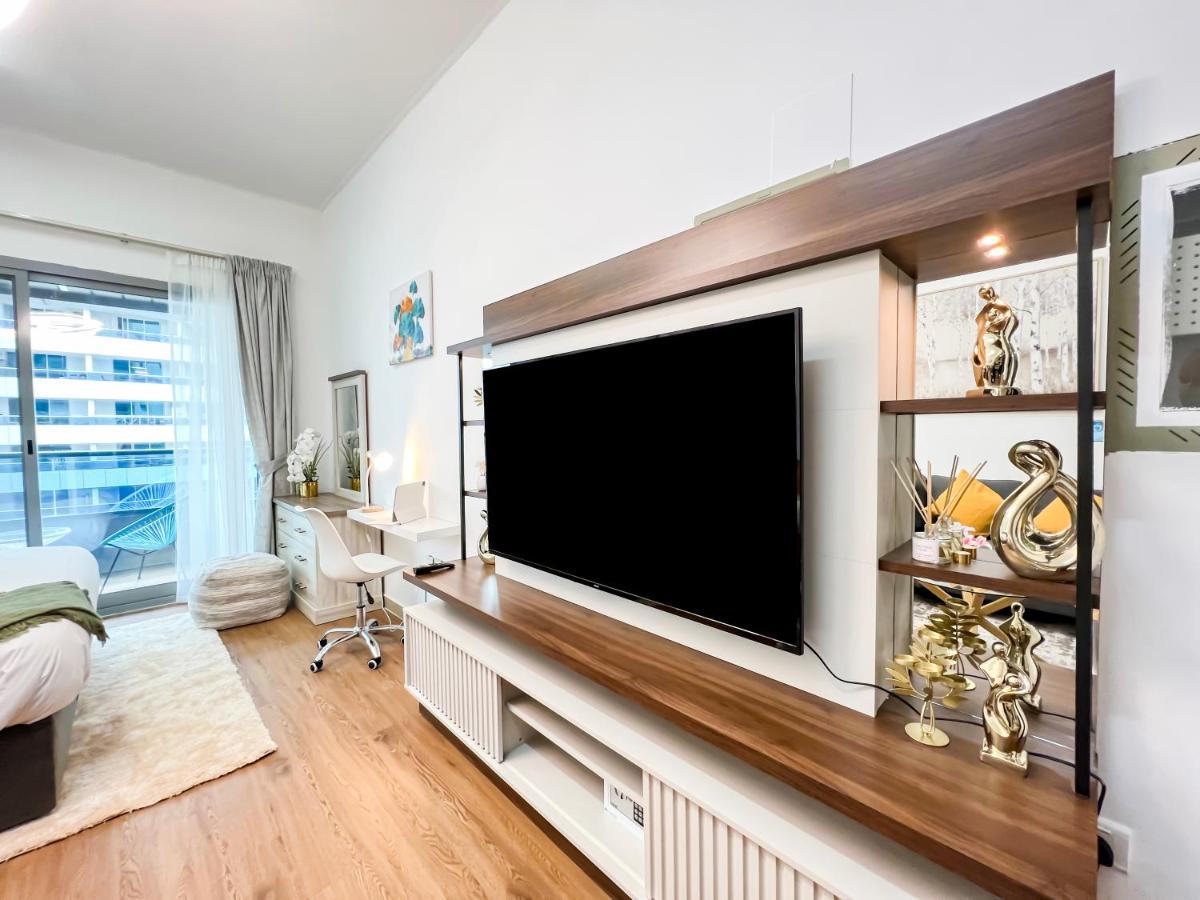 Apartment Luxury Close To Jbr Beach&yacht Club&metro-available Airport Shuttle *