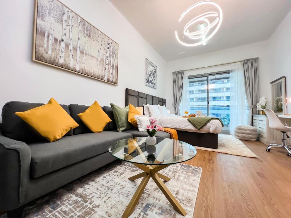 Apartment Luxury Close To Jbr Beach&yacht Club&metro-available Airport Shuttle Dubai