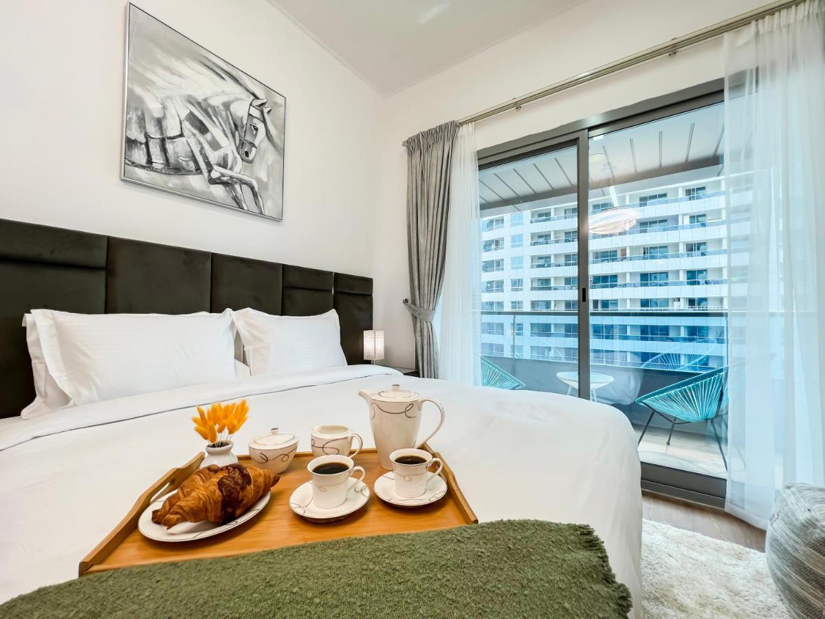 Luxury Close To Jbr Beach&yacht Club&metro-available Airport Shuttle Dubai