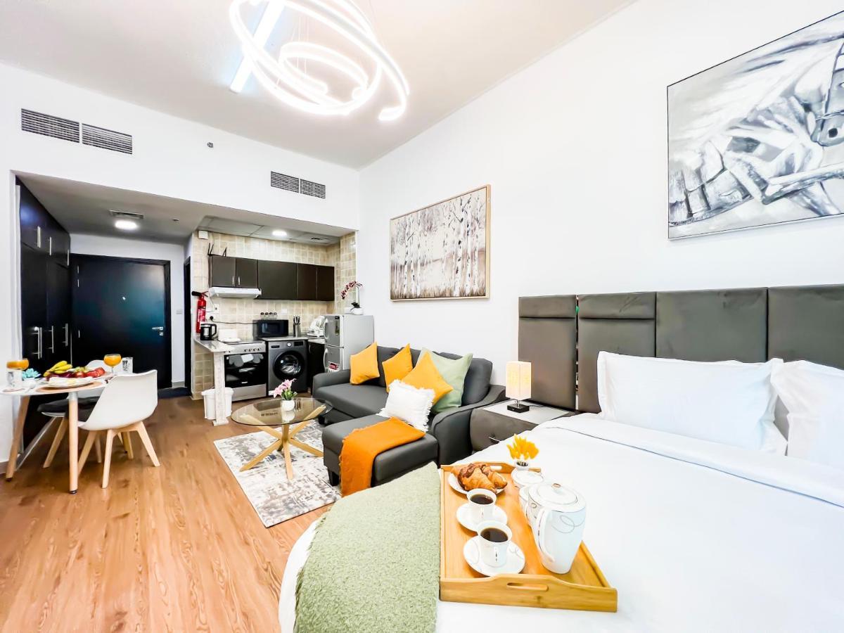 Luxury Close To Jbr Beach&yacht Club&metro-available Airport Shuttle Apartment