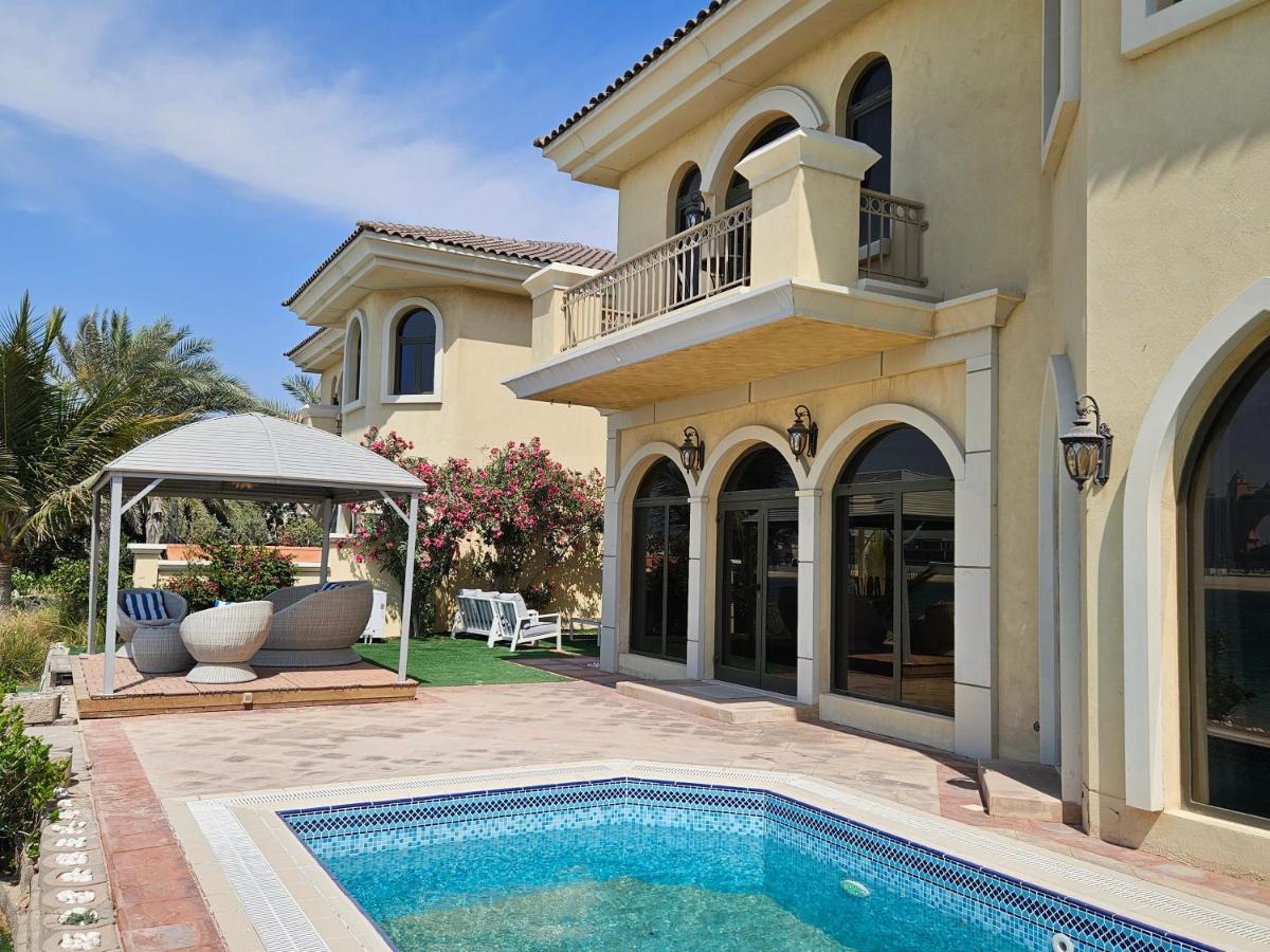 Vacay Lettings -private Pool & Beach At Palm Jumeirah *