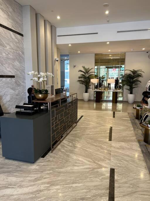 Apartment Cozy 1br 5mins Walk Form Mall Dubai