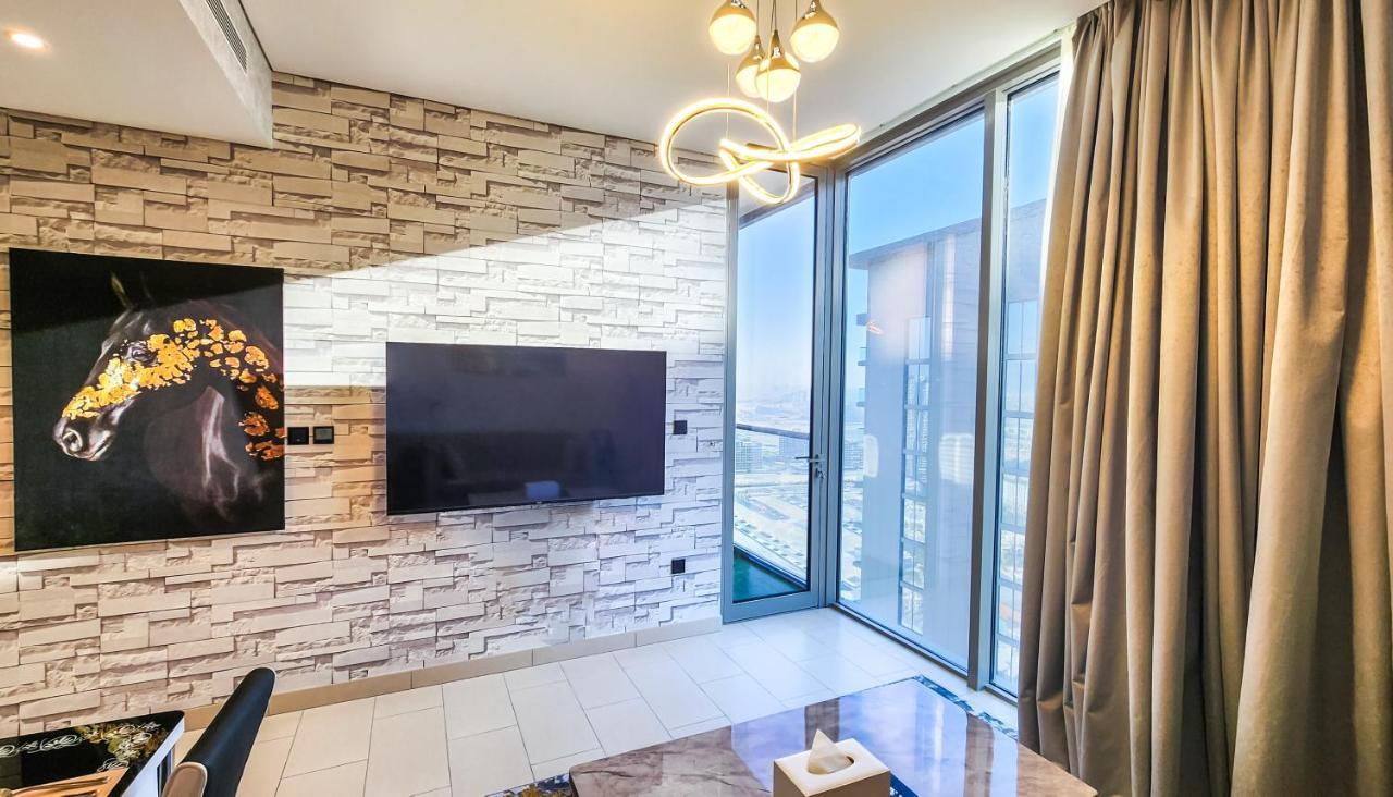 Apartment By Latinem Luxury 1br Cvr B3202 Near Burj Khalifa *
