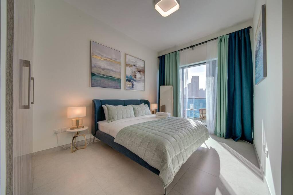 Canal View L Stylish & Spacious * Dubai