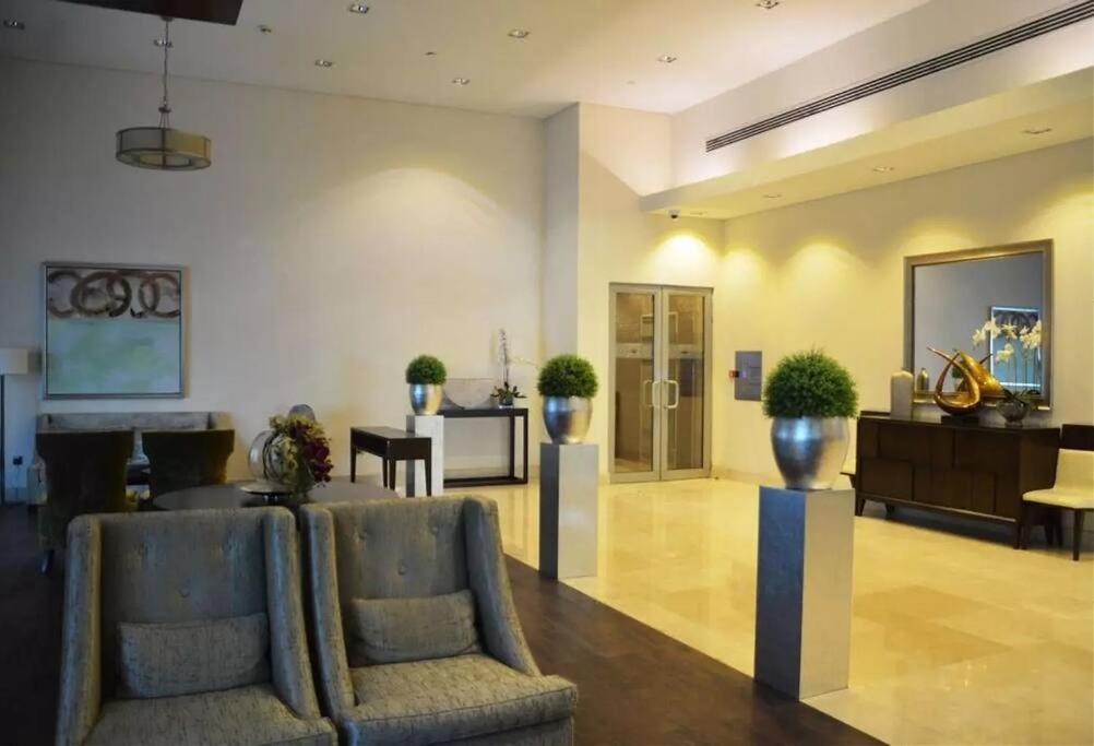 For Rent Close To Burj Khalifa &dubai Mall. Apartment *