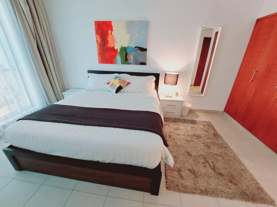 For Rent Close To Burj Khalifa &dubai Mall. Apartment Dubai