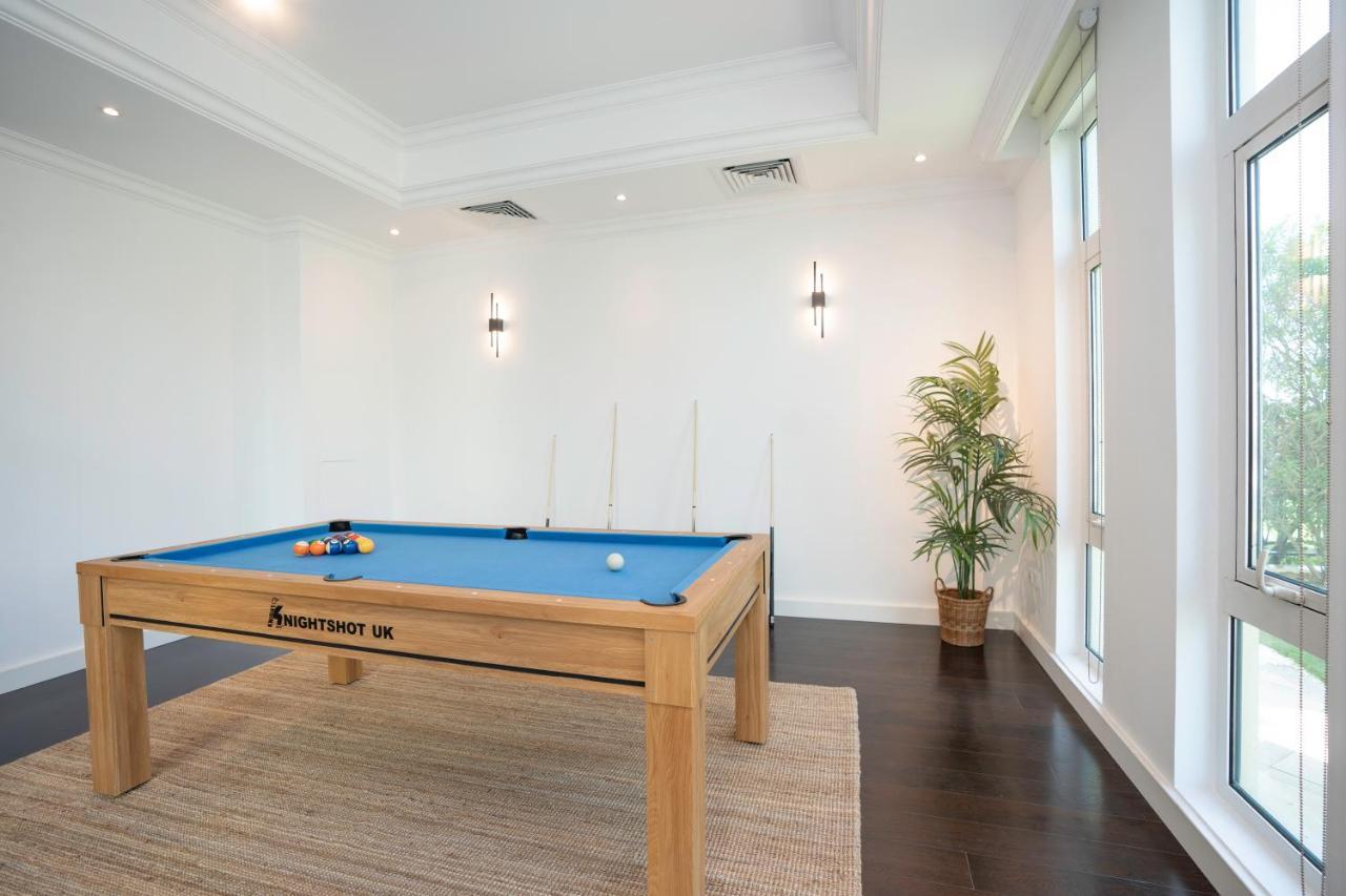 Villa Jumeirah Islands Private Pool Dubai
