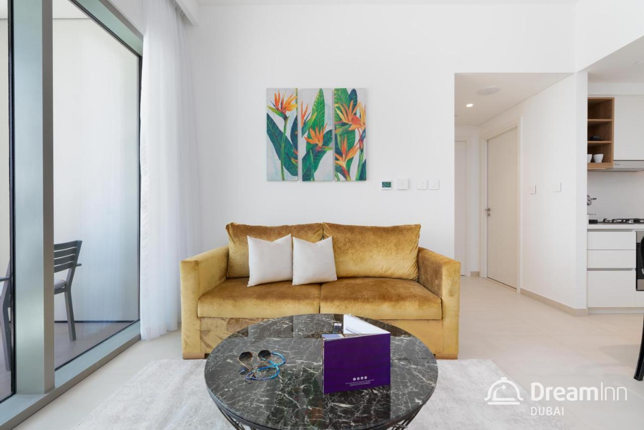 Dream Contemporary - Downtown Views Dubai