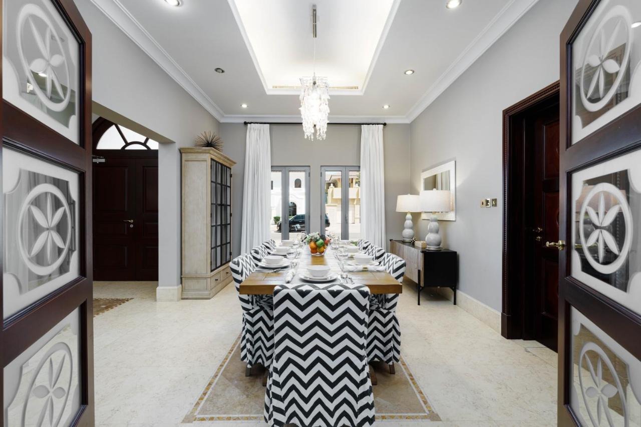 Maison Privee - Palm Jumeirah Front Xl With Private Pool Villa