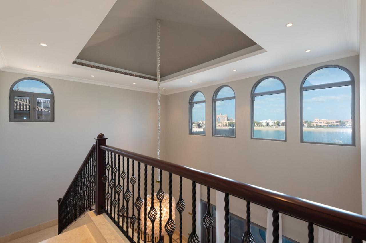 Maison Privee - Palm Jumeirah Front Xl With Private Pool