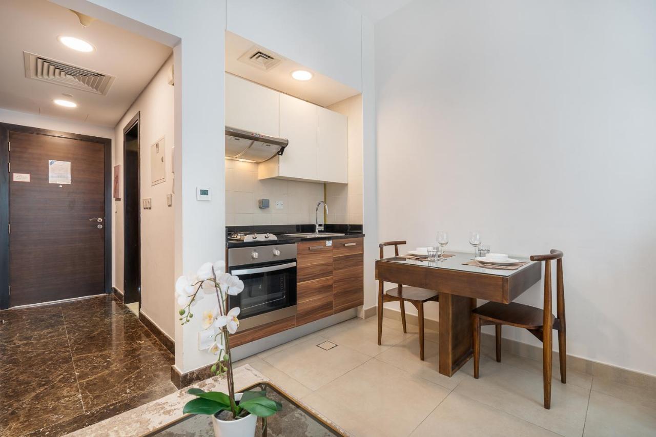 Daire Elegant Studio Sparkle Tower Jbr By Suiteable