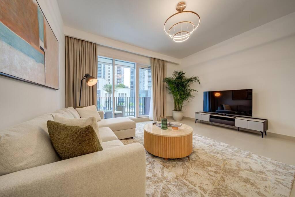 Apartment Spacious L Brand New L Great Amenities