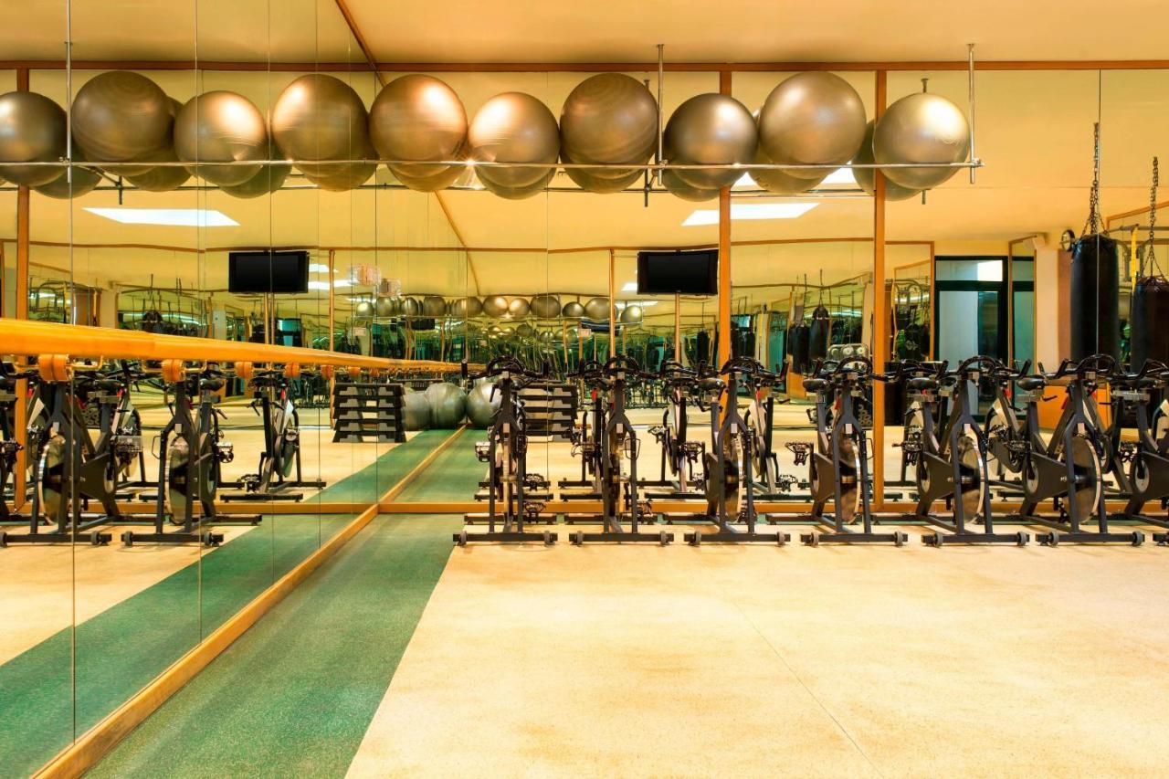 Le Meridien Mina Seyahi Beach & Waterpark 5*