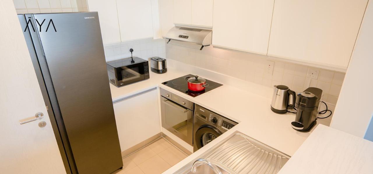 Beachfront Bliss 1br In Marina