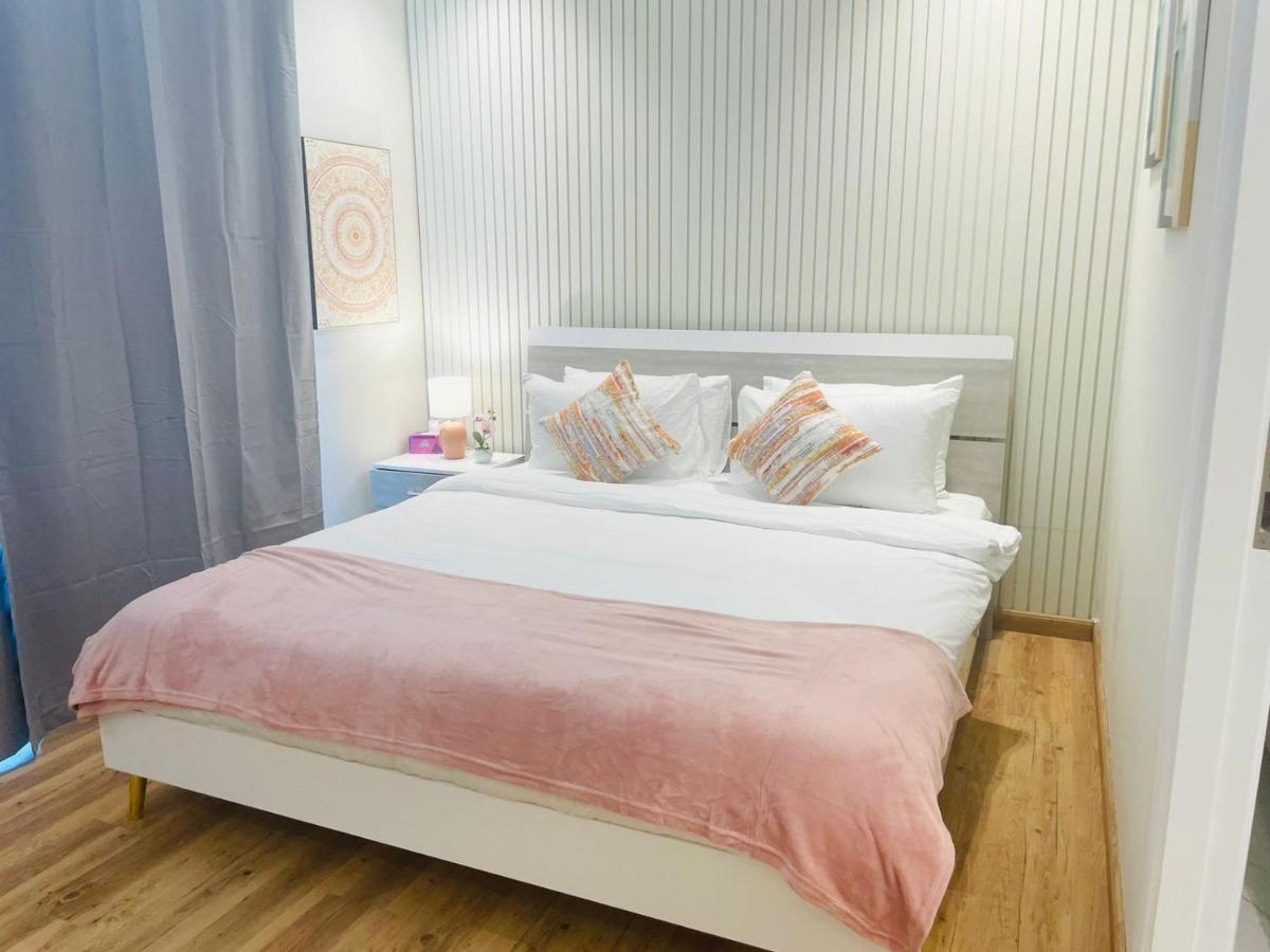 Diamond Plaza - 1br In Marina Apartamento