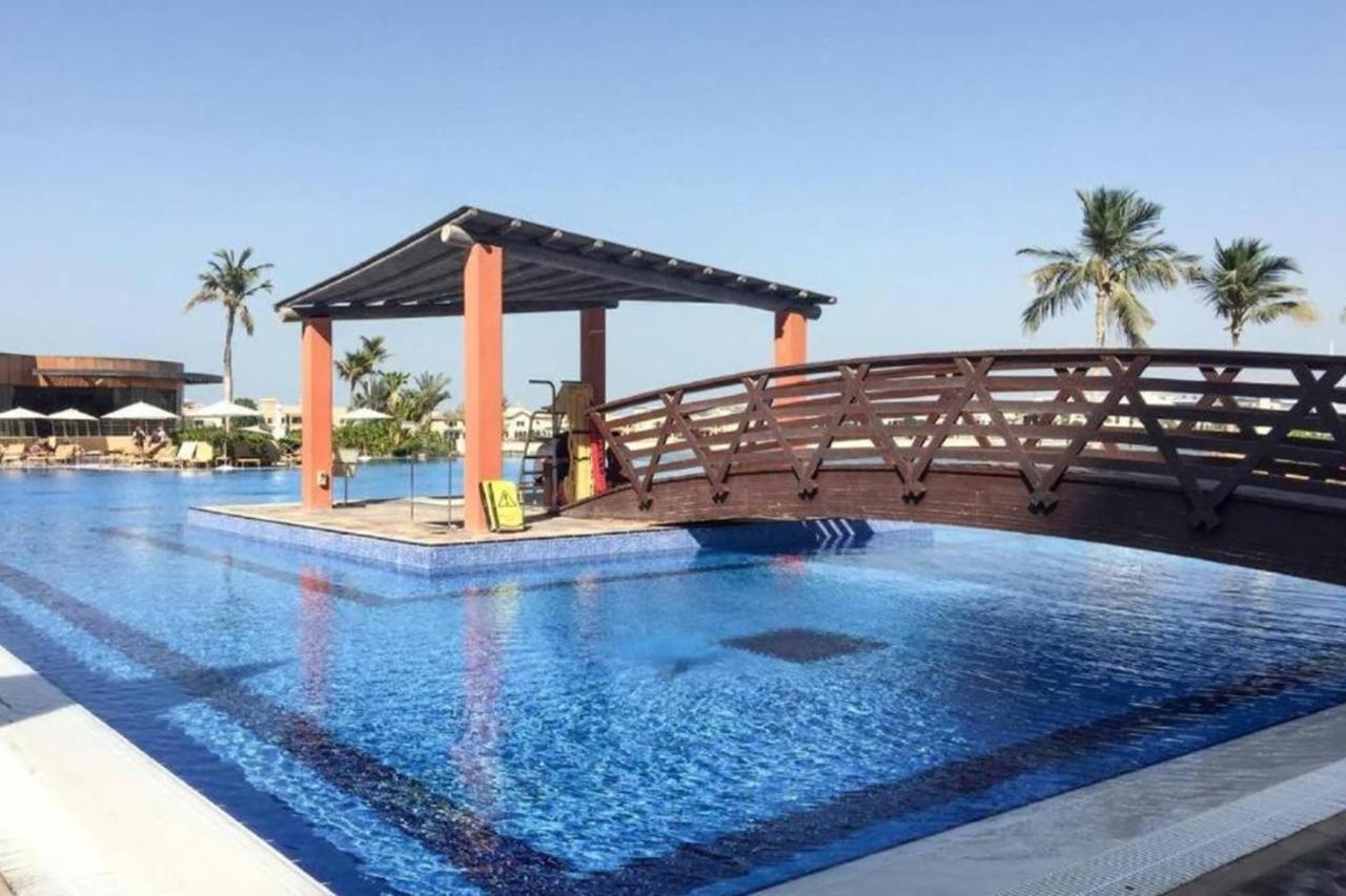 Exclusive Luxury 4 Bedroom Palm Penthouse Apartment