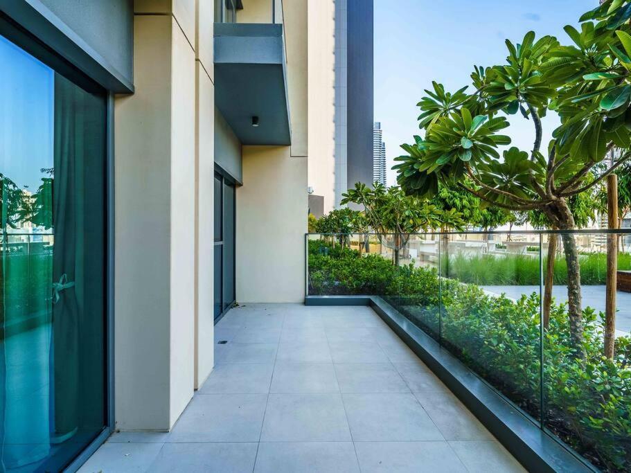 Sophisticated 2br In Unbeatable Downtown Location Daire Dubai