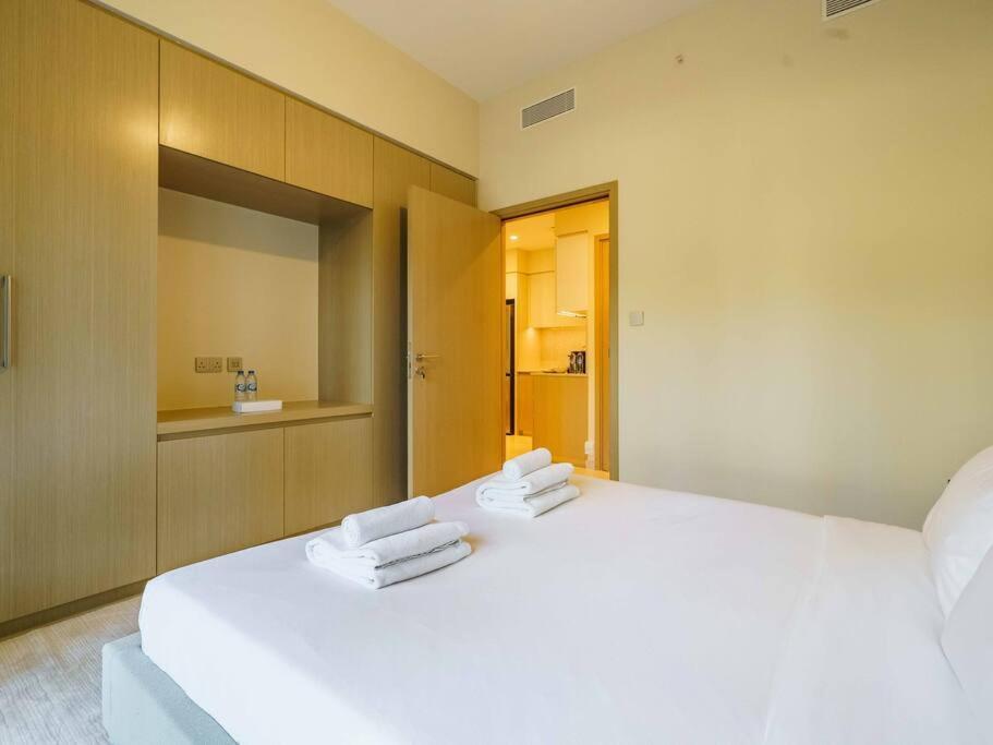 Sophisticated 2br In Unbeatable Downtown Location Daire Dubai