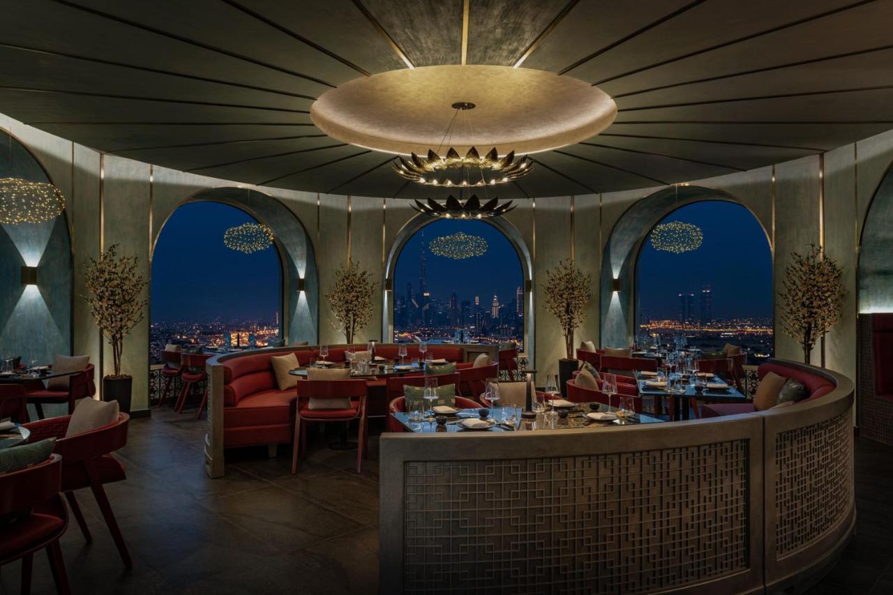 Sheraton Mall Of The Emirates Hotel, Hotel 5*