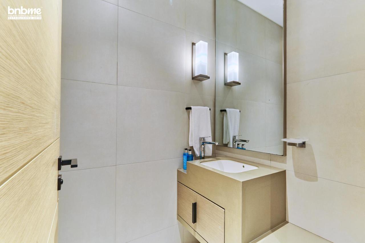 Bnbmehomes - Rare Full Sea View At Address - 3601 Dubai
