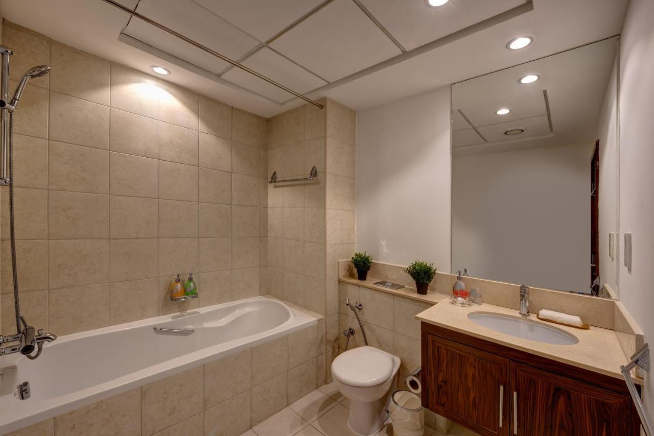 Daire Durrani Homes - Supreme 5br Besides Mall With Burj Khalifa And Fountain View