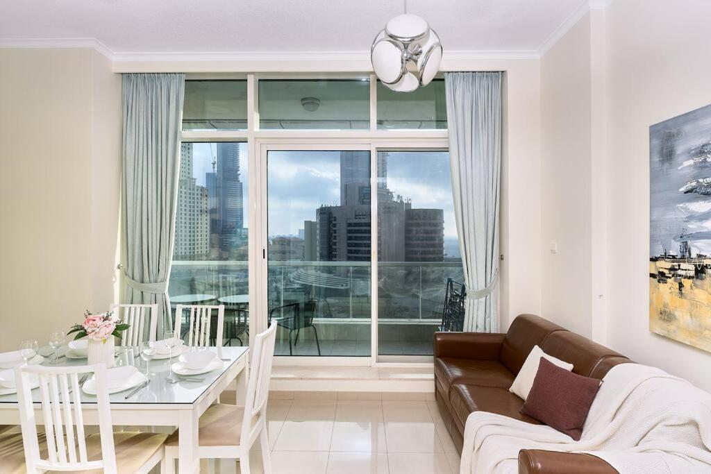 Beautiful 1br At Botanica Tower With Sunset View Marina Daire Dubai