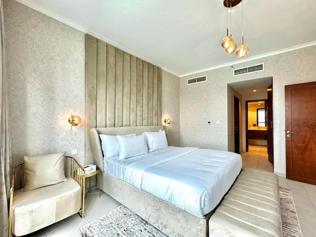 Durrani Homes - Supreme 5br Besides Mall With Burj Khalifa And Fountain View Daire *