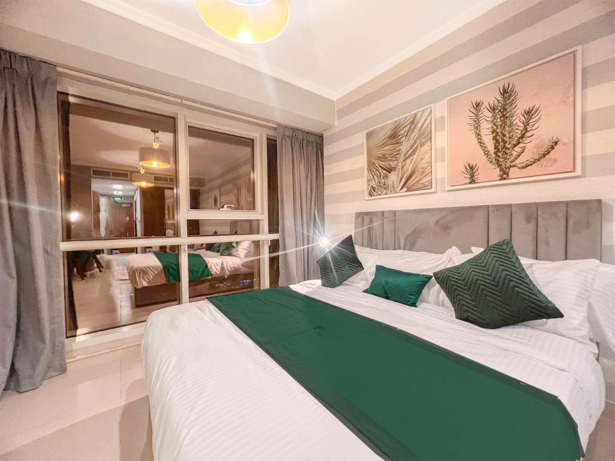 Cosmos Living Stylish Near Marina * Dubai